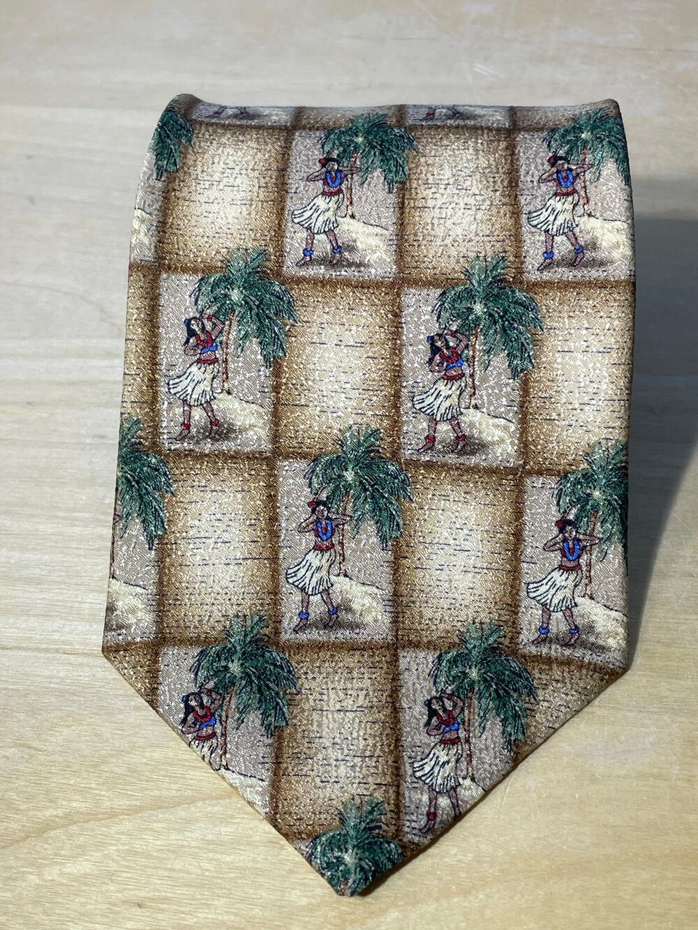 Vintage Hula Girls Tropicals by Tango Silk Necktie Hawaiian Palm Trees Beachy